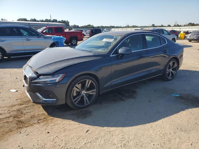  Salvage Volvo S60