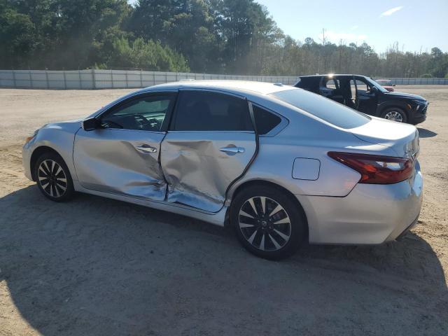 Nissan Altima 2.5 Image 4