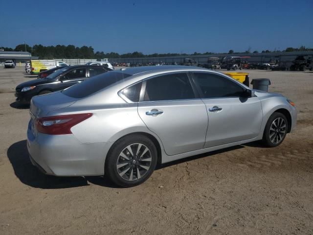 Nissan Altima 2.5 Image 5