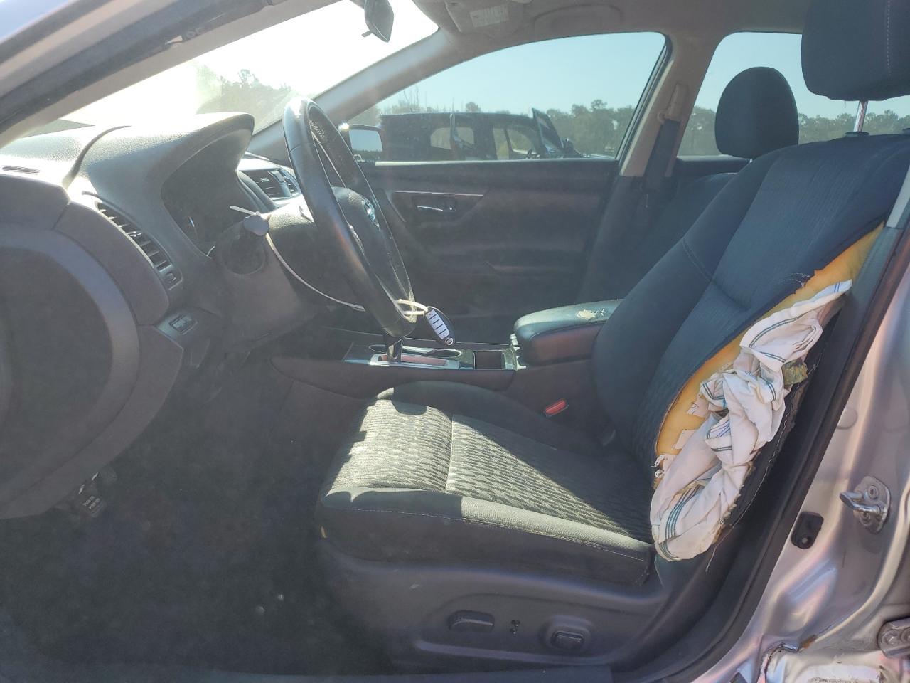 Nissan Altima 2.5 Image 8