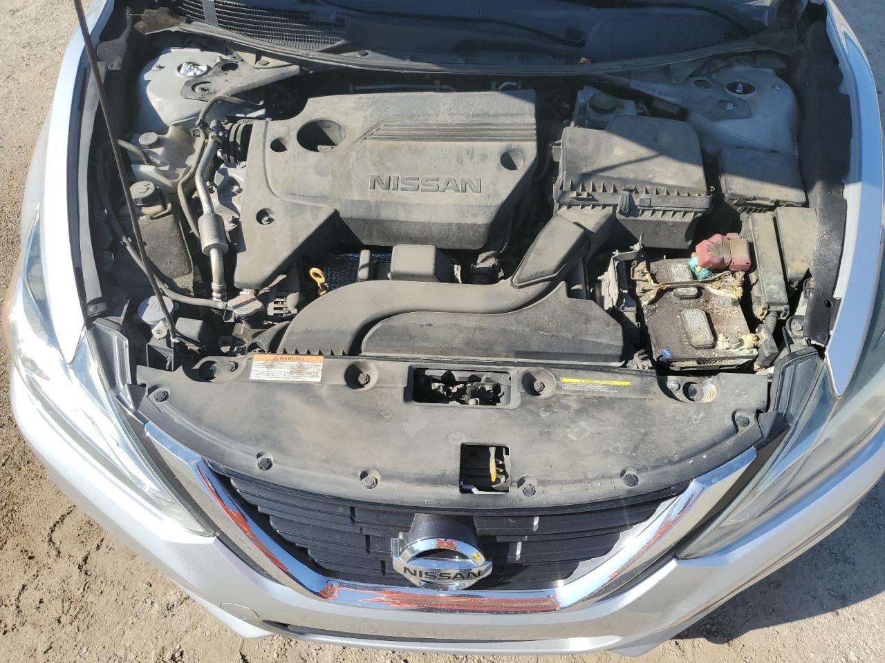 Nissan Altima 2.5 Image 9