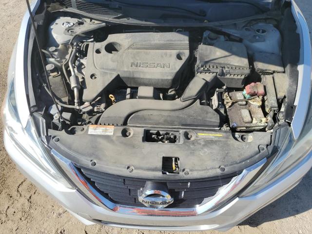 Nissan Altima 2.5 Image 9