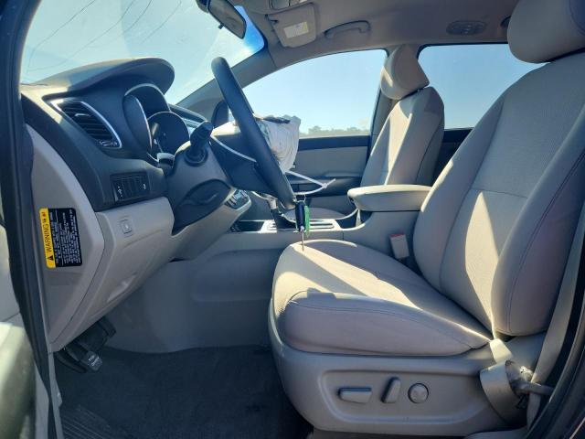 Kia Sedona Lx Image 11