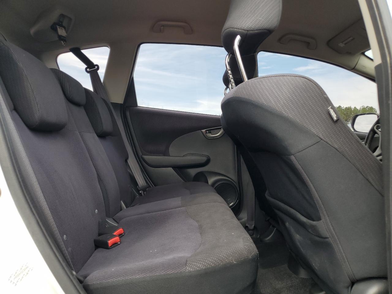 Honda Fit Sport Image 8