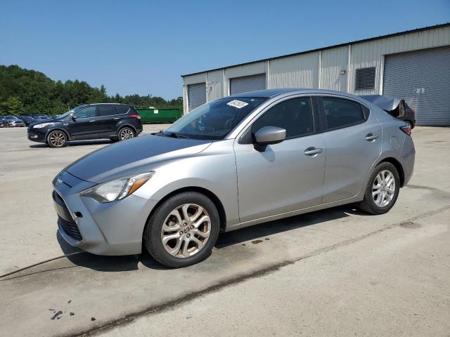  Salvage Toyota Scion