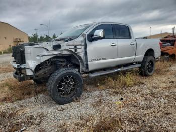  Salvage Nissan Titan