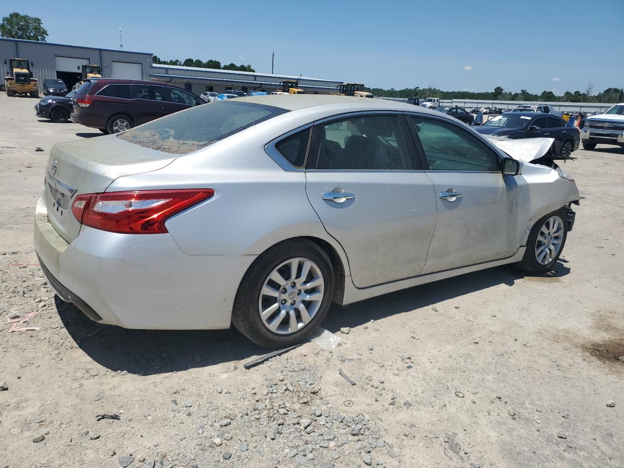 Nissan Altima 2.5 Image 12