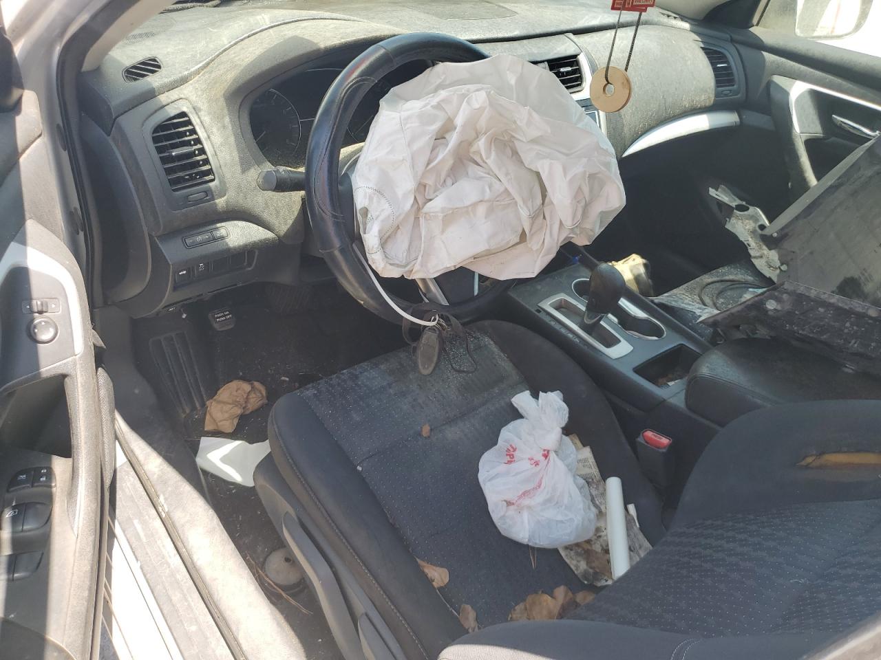 Nissan Altima 2.5 Image 4