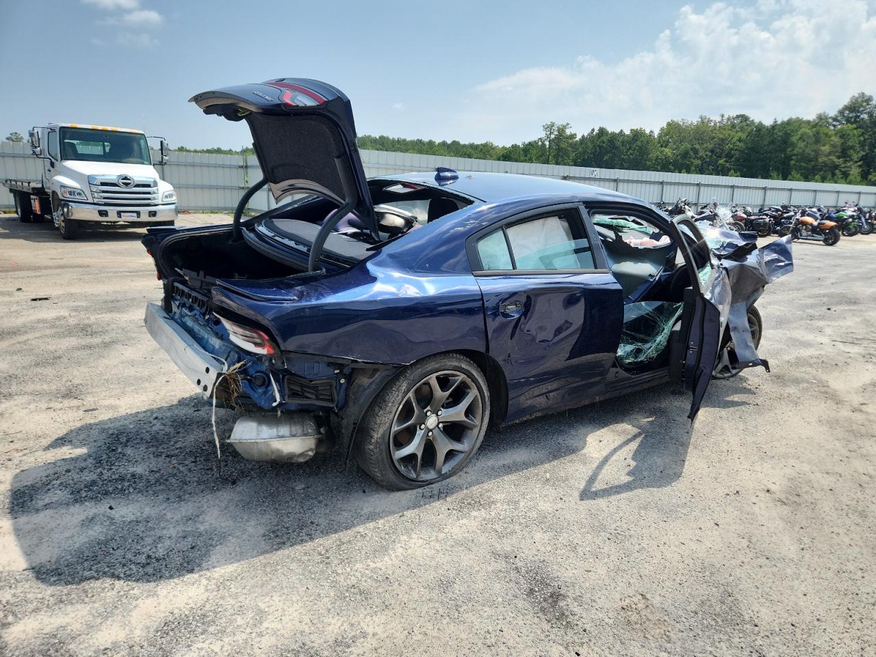 Dodge Charger Sxt Image 2