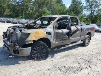  Salvage Nissan Titan