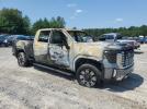 GMC Sierra K2500 Denali Image 3