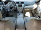 Toyota Camry Le Image 4
