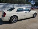 Chrysler 300 Image 3