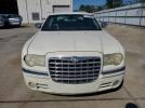 Chrysler 300 Image 6
