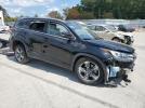 Toyota Highlander Limited Image 2