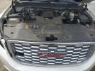 GMC Yukon Denali Image 6