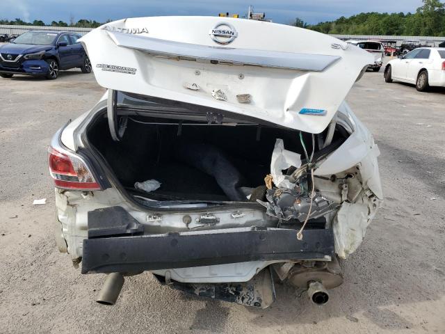 Nissan Altima 2.5 Image 6