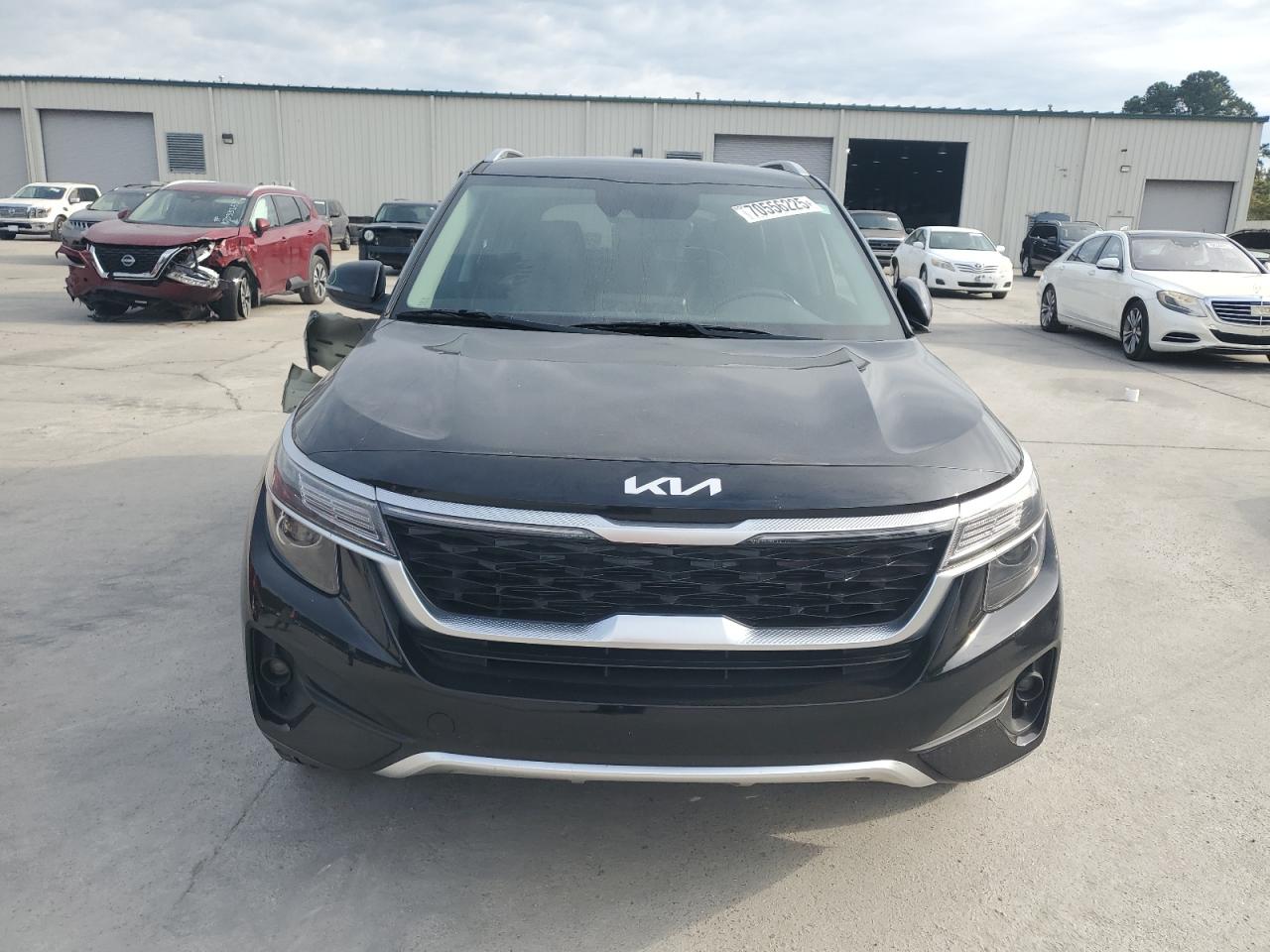 Kia Seltos S Image 4