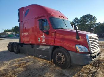  Salvage Freightliner Cascadia 1