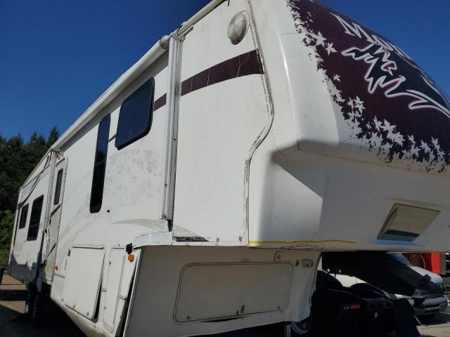  Salvage Montana 5th Wheel