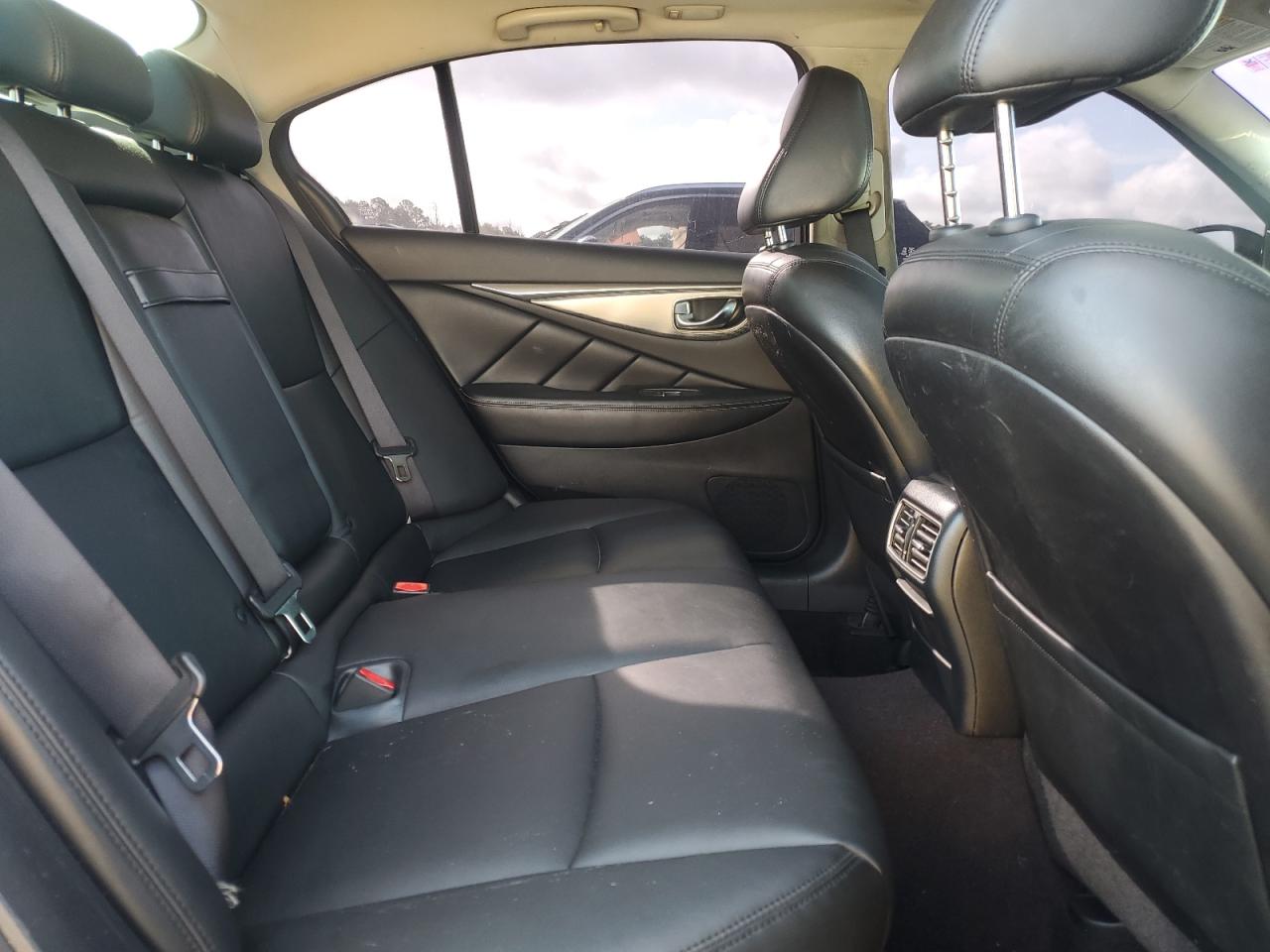 INFINITI Q50 Premium Image 7