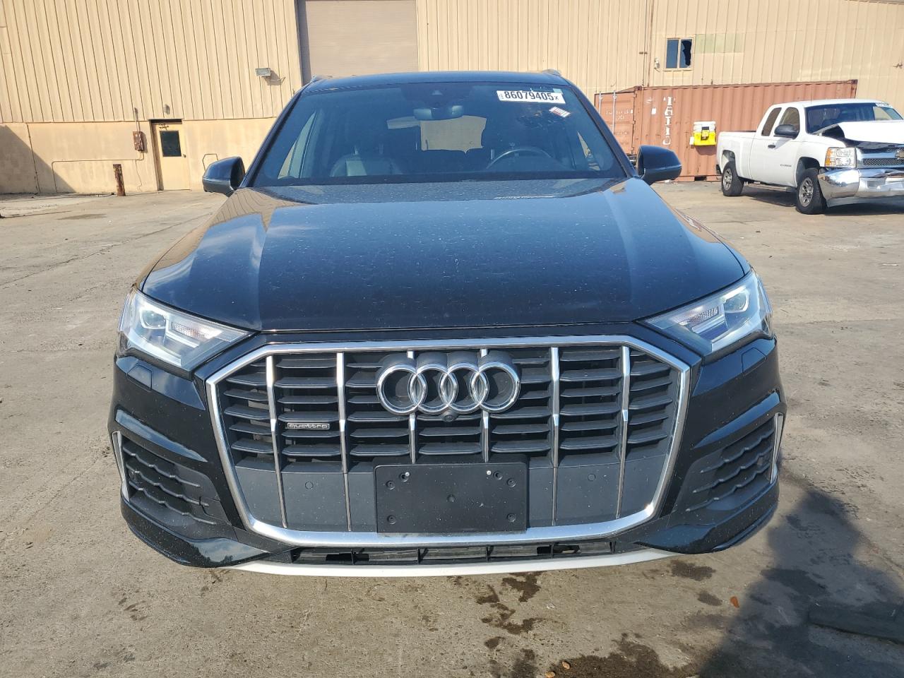 Audi Q7 Premium Plus Image 2