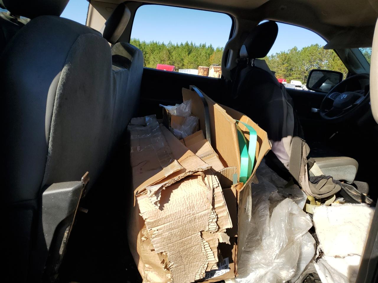 Ram 2500 Tradesman Image 4