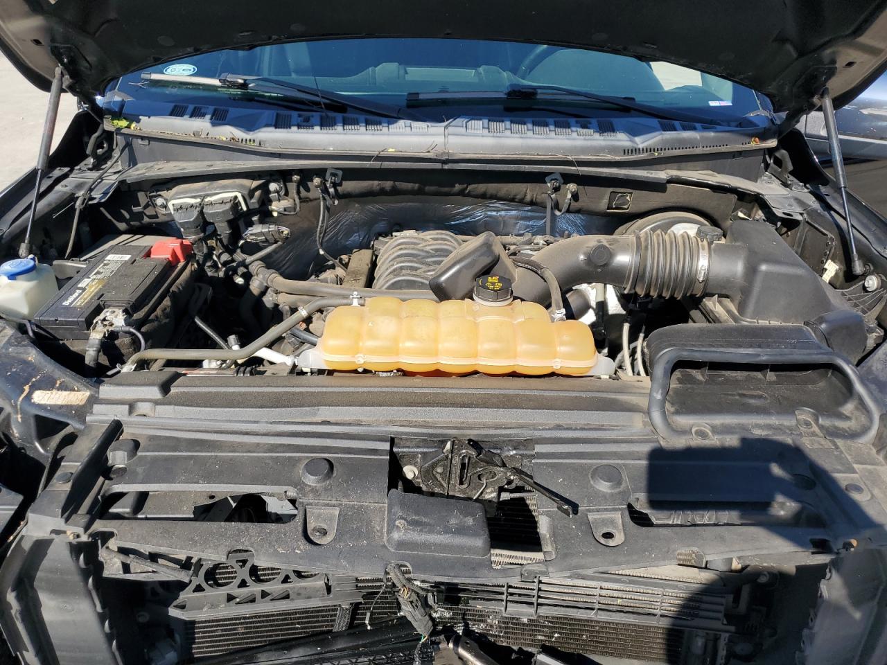 Ford F-150 Supercrew Image 9