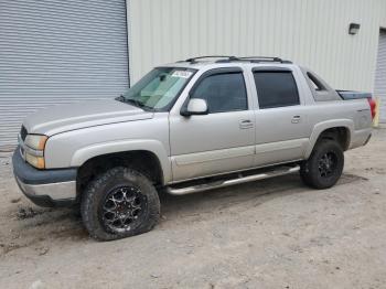  Salvage Chevrolet Avalanche