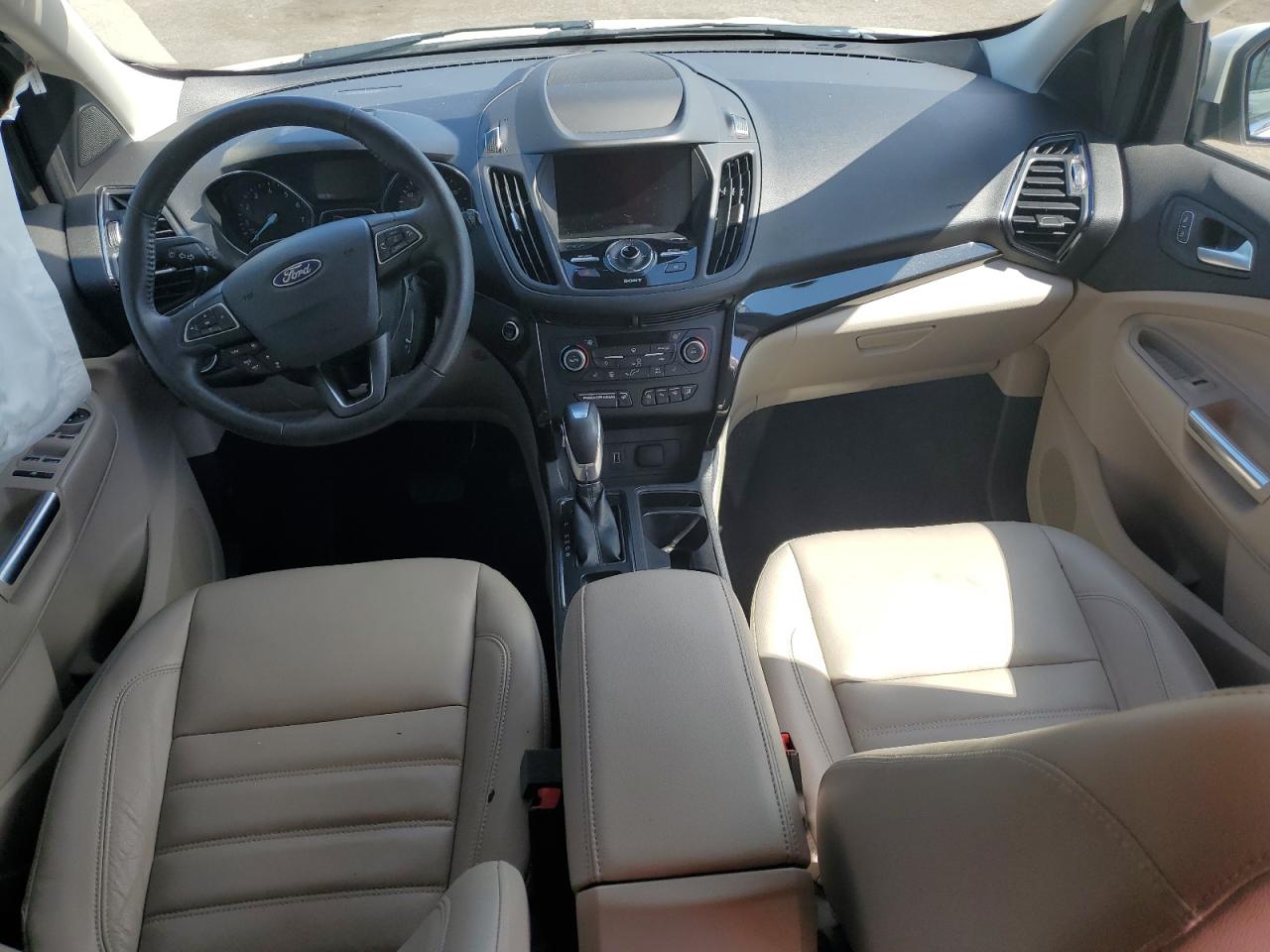 Ford Escape Titanium Image 9