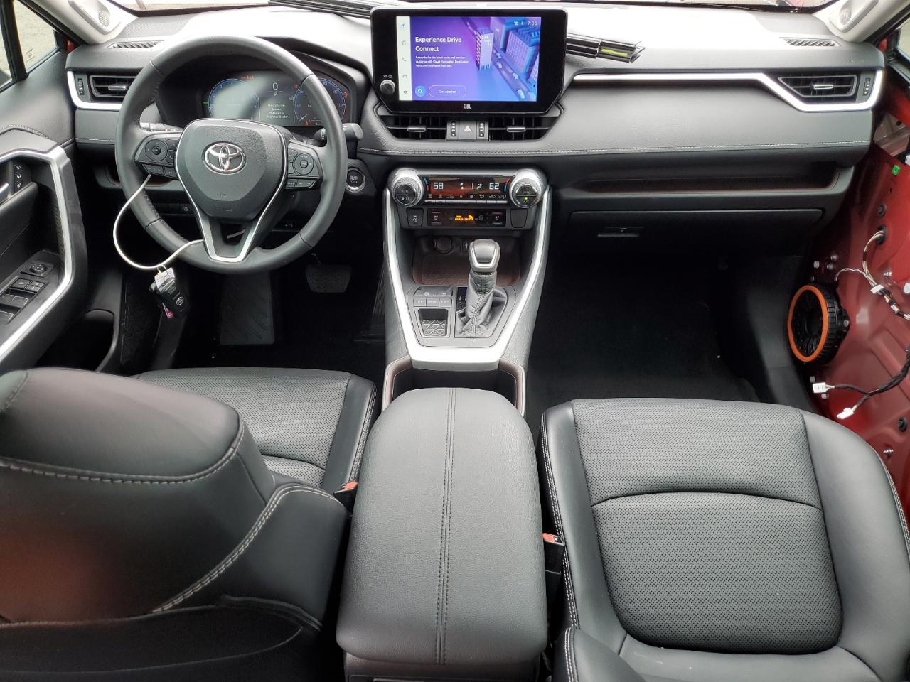 Toyota RAV4 Limited Image 6