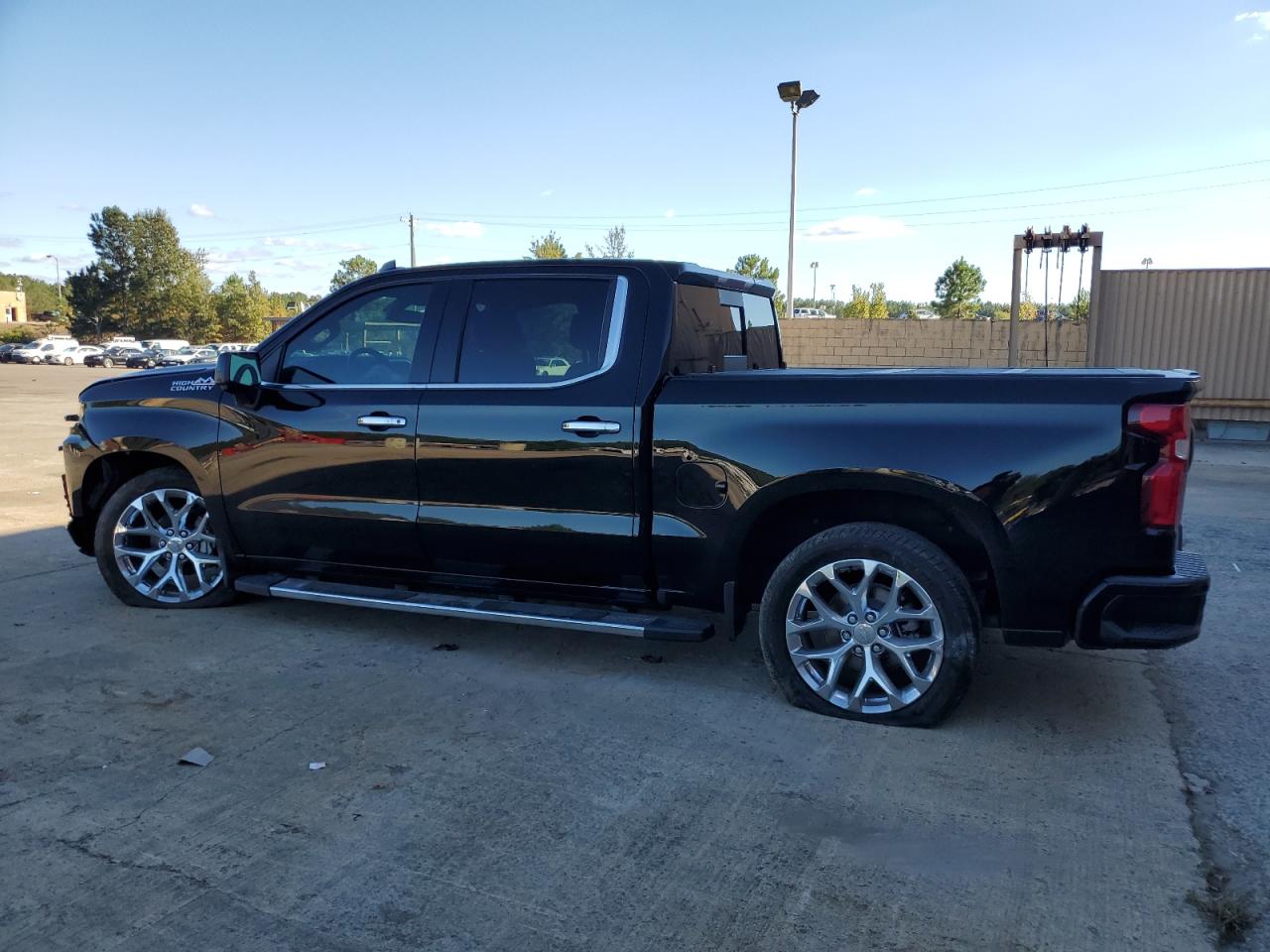 Chevrolet Silverado K1500 High Country Image 3
