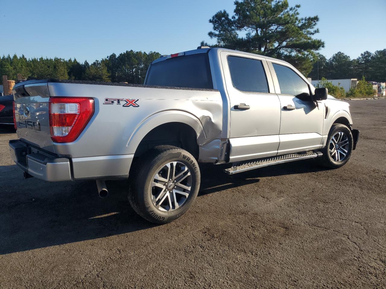 Ford F-150 Supercrew Image 7