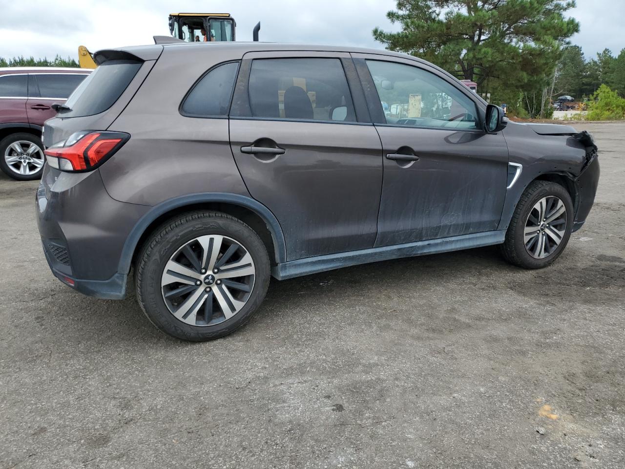 Mitsubishi Outlander Se Image 11