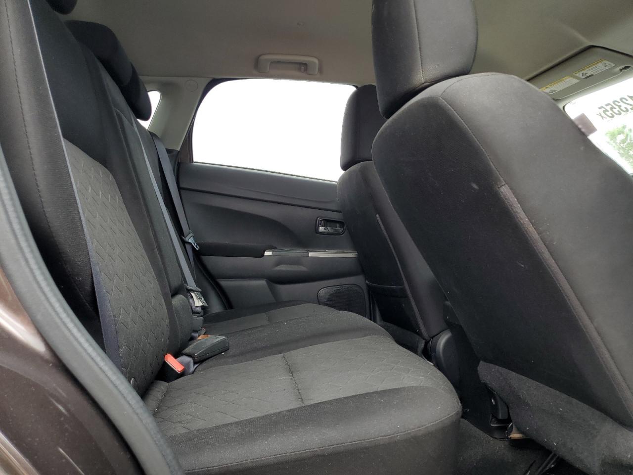 Mitsubishi Outlander Se Image 9