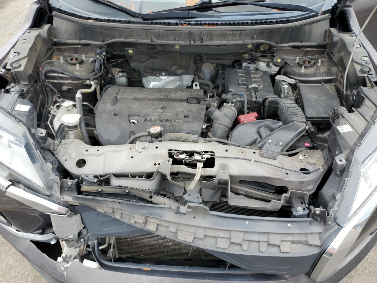 Mitsubishi Outlander Se Image 6