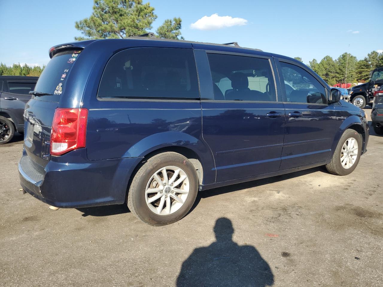 Dodge Caravan Sxt Image 10