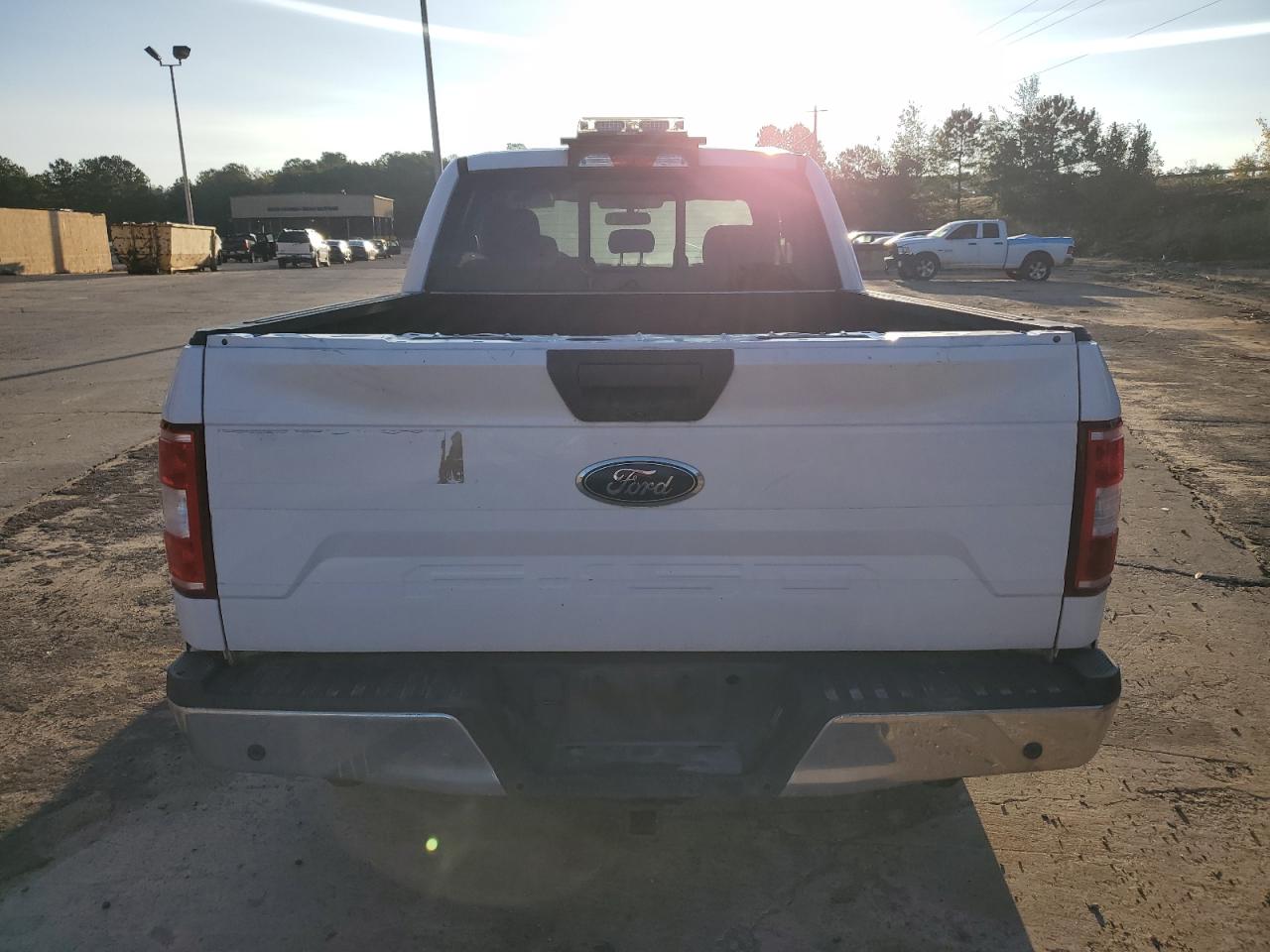 Ford F-150 Super Cab Image 4