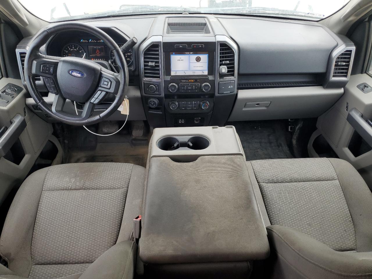 Ford F-150 Super Cab Image 10