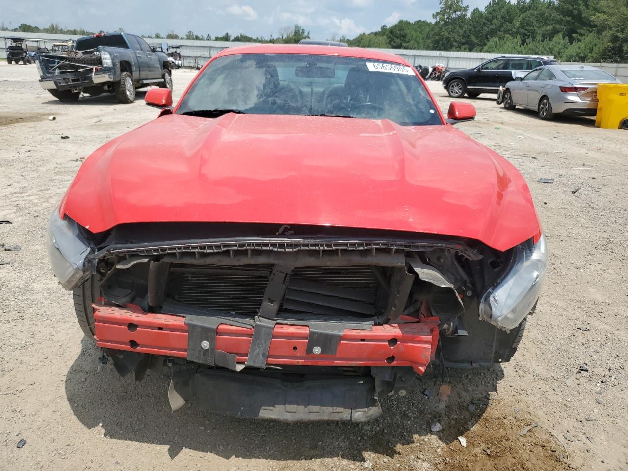 Ford Mustang Image 3