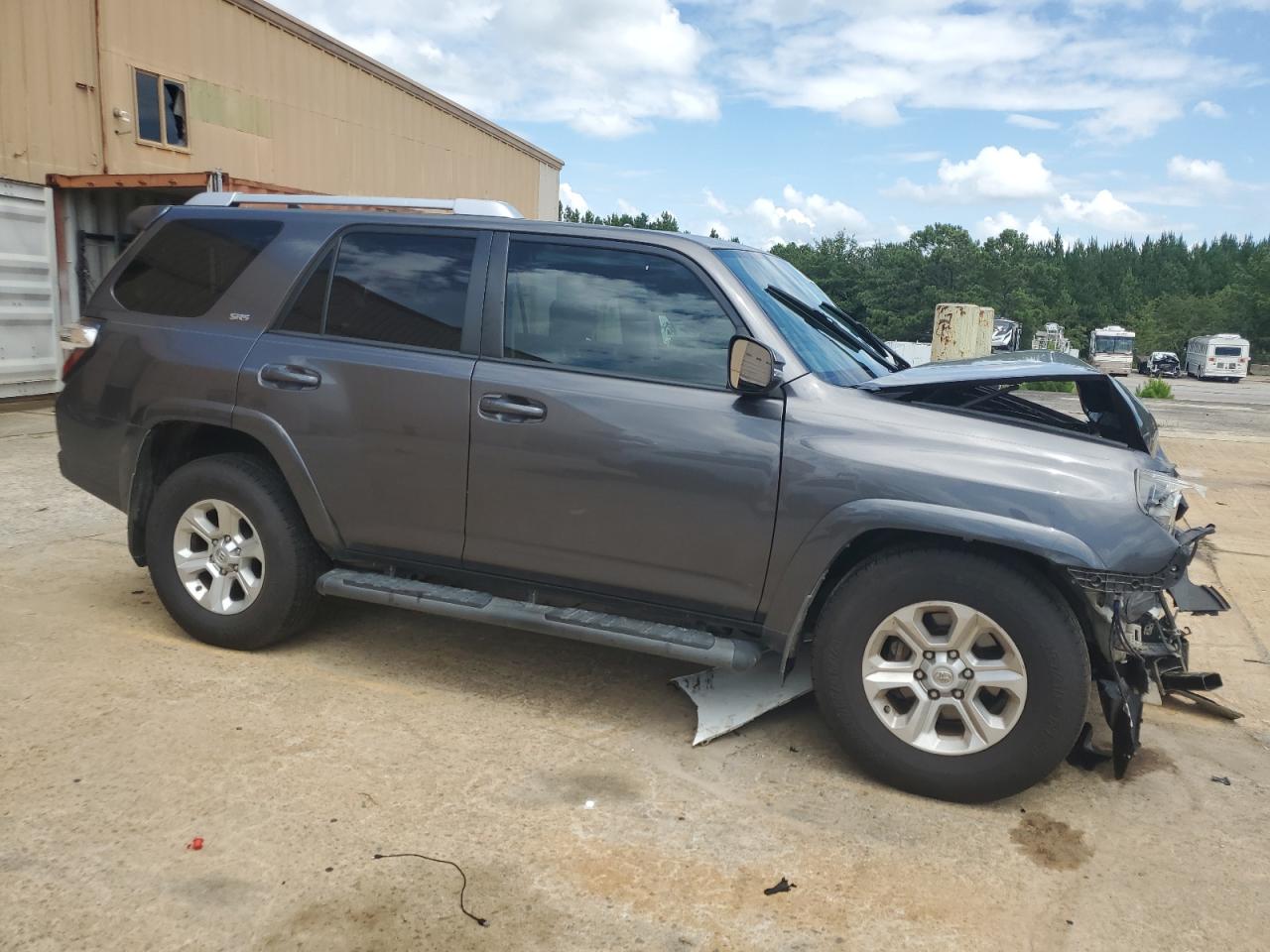 Toyota 4Runner Sr5 Image 10