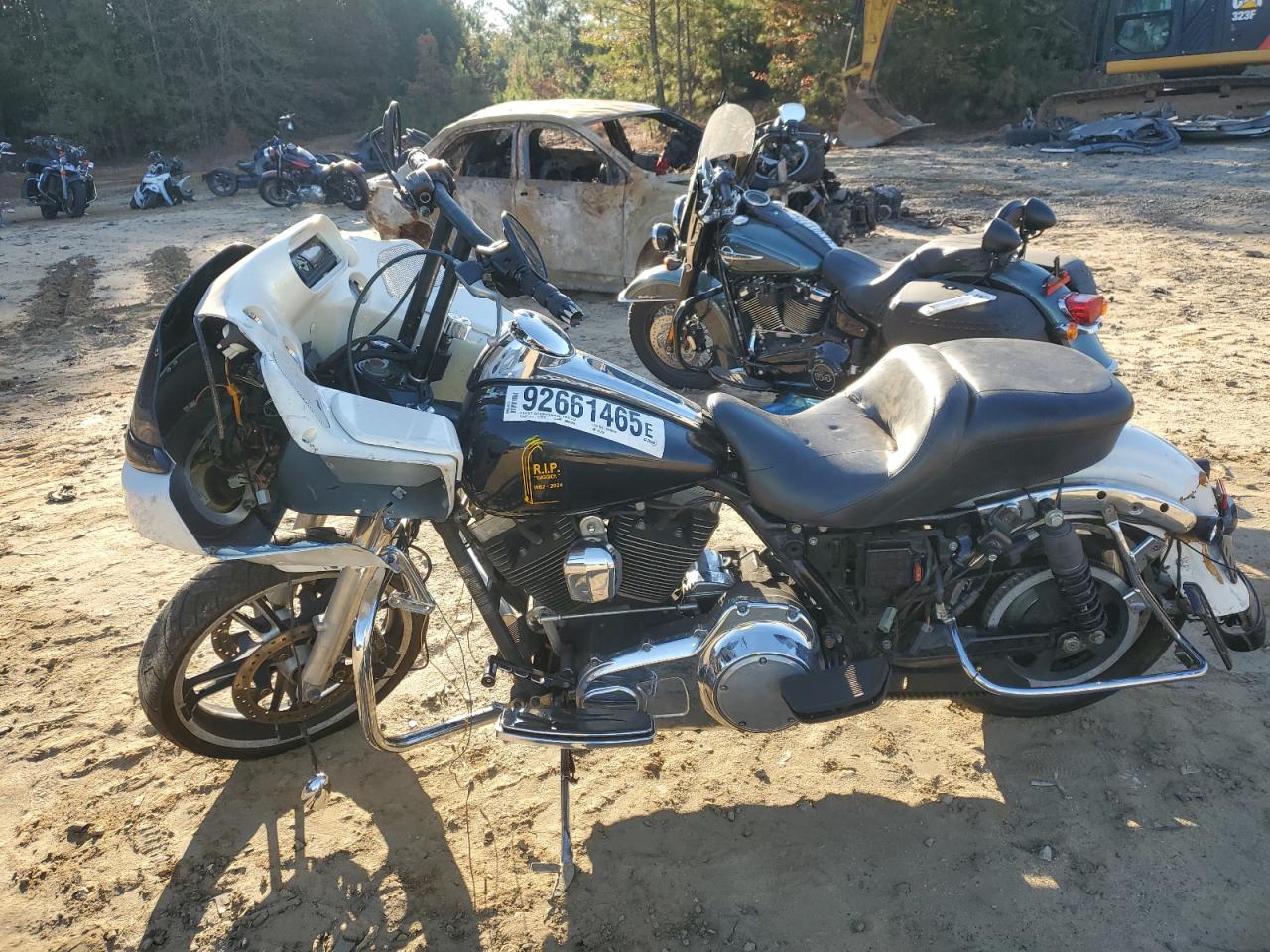 Harley-Davidson Fl Image 3