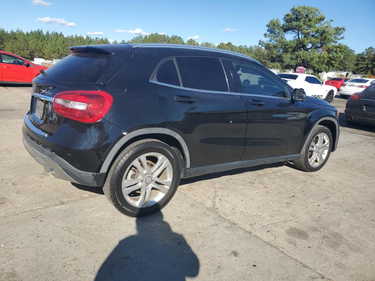 Mercedes-Benz GLA 250 4matic Image 11