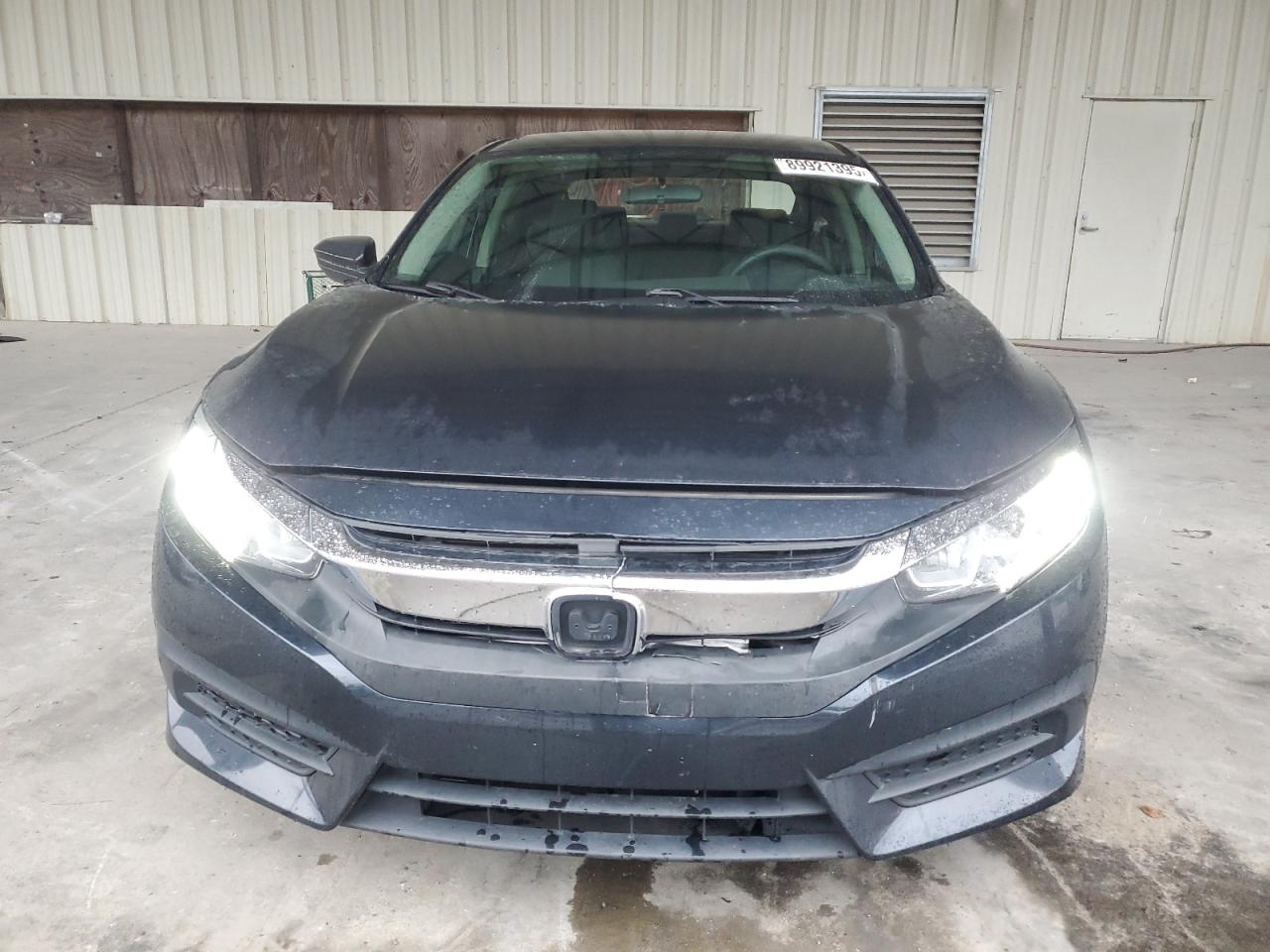 Honda Civic Lx Image 11