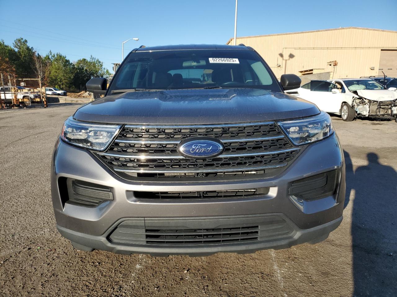 Ford Explorer Xlt Image 2