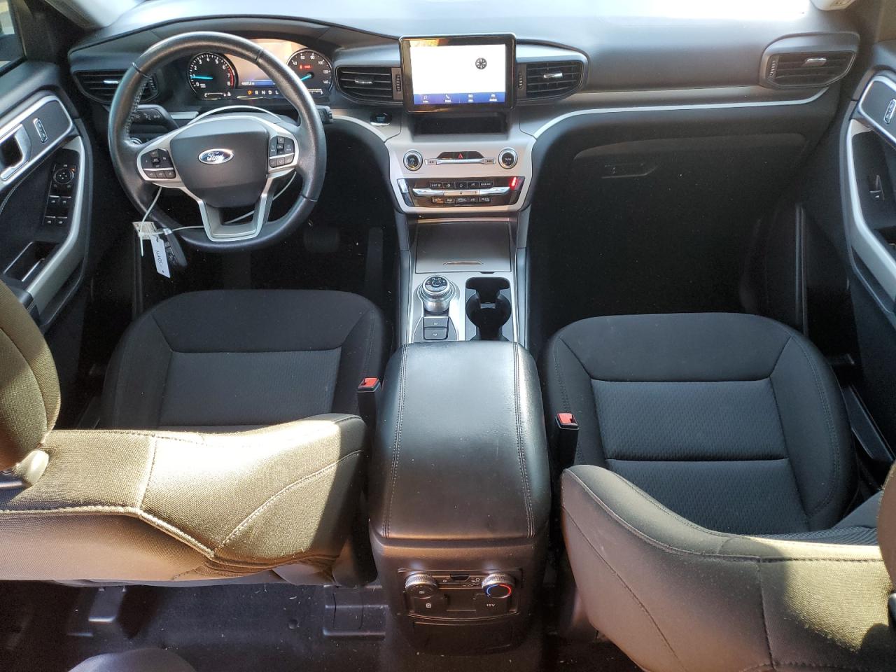 Ford Explorer Xlt Image 10