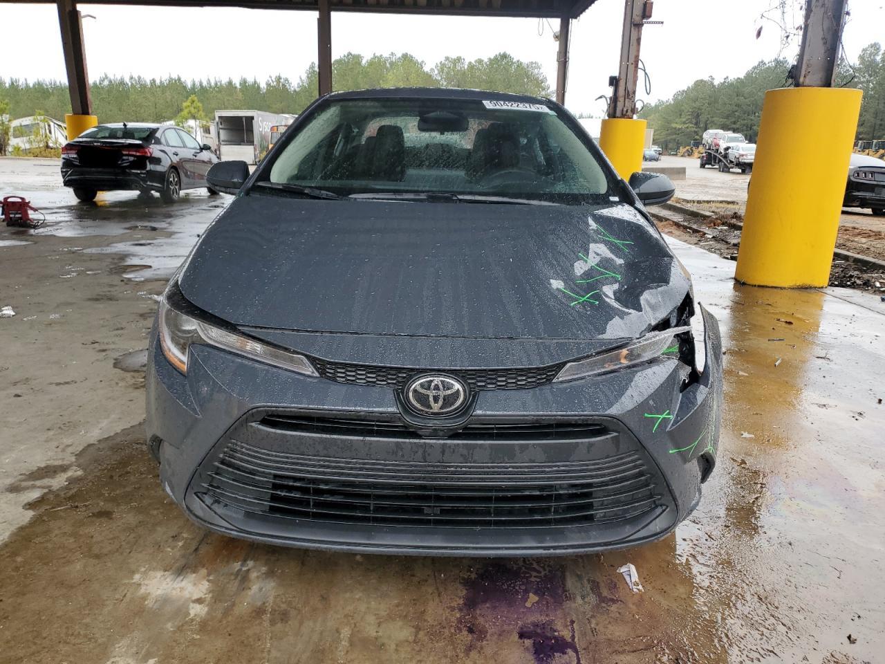 Toyota Corolla Le Image 7