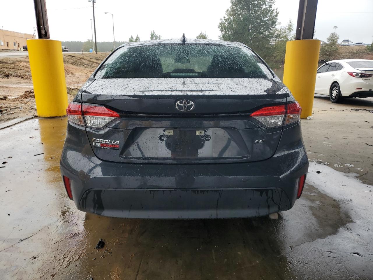 Toyota Corolla Le Image 2