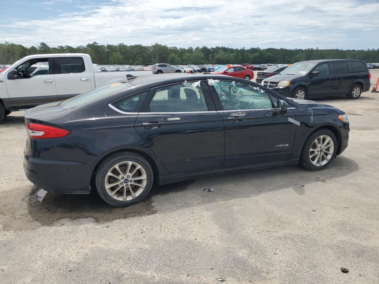 Ford Fusion Se Image 5