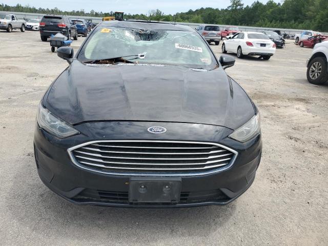 Ford Fusion Se Image 11
